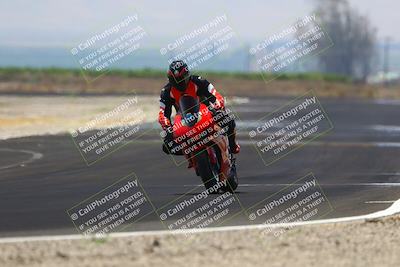 media/Jun-07-2025-TrackDaz (Sat) [[4413525952]]/B Group/220pm (Turn 9)/